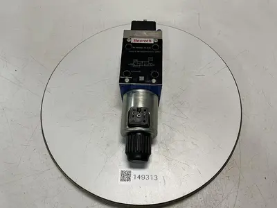 USED REXROTH 5-4WE 10X84-33/CG24K4YAW/V S0909