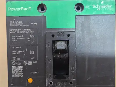 Used SCHNEIDER ELECTRIC QBL32200 Switchgears British Columbia CA | Lenmark #1438274