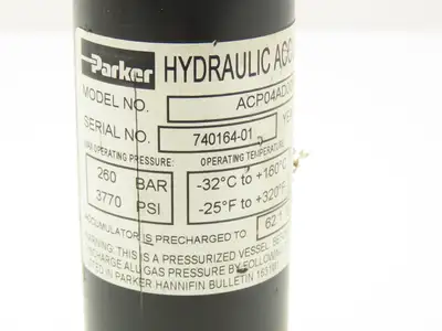 Parker ACP04AD008R57H Forklift Hydraulic Accumulator 900 PSI Off Hyster E80XN