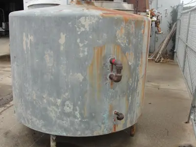 SPC7518  Tank 750 gallon vertical tank, Stainless Steel Contact Parts, flat