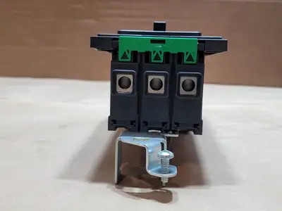 USED SQUARE D BDA34070Y