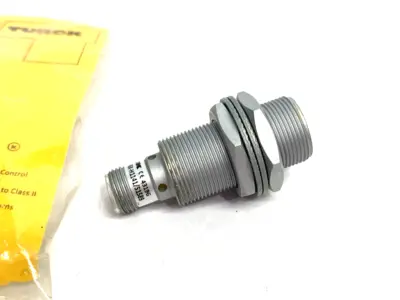 Used Turck Weldguard Proximity Sensor, Metal Body 1644789 Proximity Sensors Michigan US | Maverick Industrial Sales #1407061