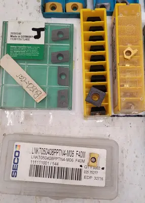 Used ASSORTED TOOLING Carbide Inserts Kentucky US | Aucto #1315701