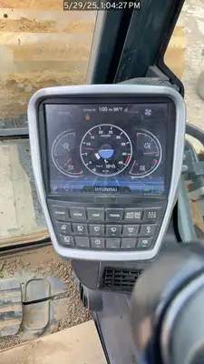 Used 2023 HYUNDAI HX520AL Crawler Excavators Texas US | National Equipment Dealers #1422495