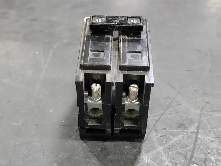 Used CUTLER-HAMMER BA220 Switchgears British Columbia CA | Lenmark #244511