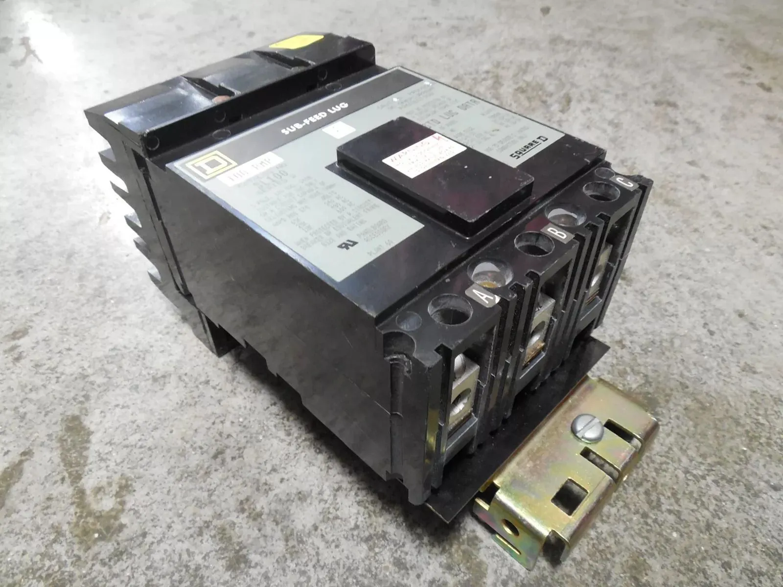 Square D SL100 I-Line Sub-Feed Lug 100 Amps 600VAC Used