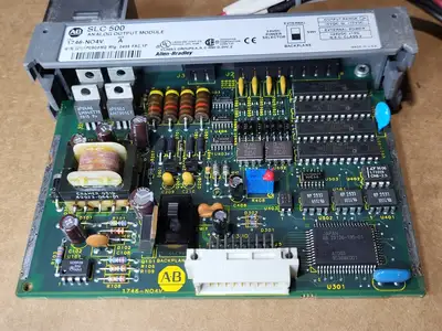 USED ALLEN BRADLEY 1746-NO4V
