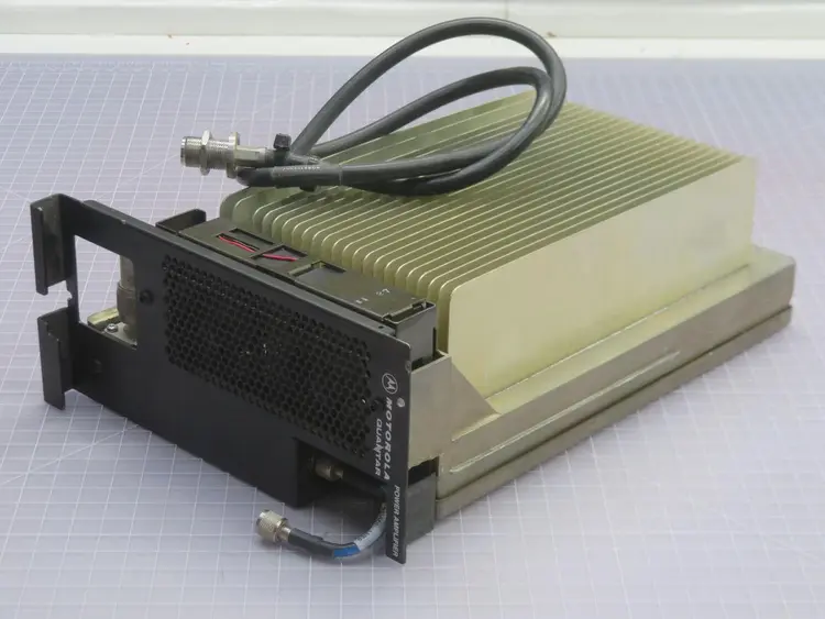Used _UNKNOWN_ _UNKNOWN_ RF Power Amplifiers Texas US | Aucto #1509705