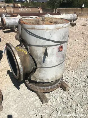 Used – Southern Heat Exchanger 1220 sq. ft. Vertical Shell & Tube Heat Exchanger