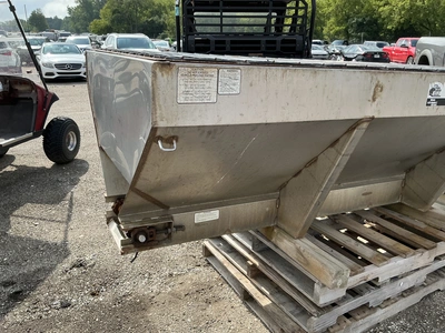 Used SNO-WAY RVB2000 STAINLESS STEEL 2 CUBIC YARDS SALT SPREADER Dry Spreaders Michigan US | Miedema Asset Management Group #1321218