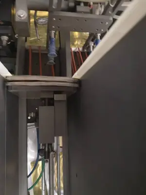 Vertical Pouch-Filling Machine