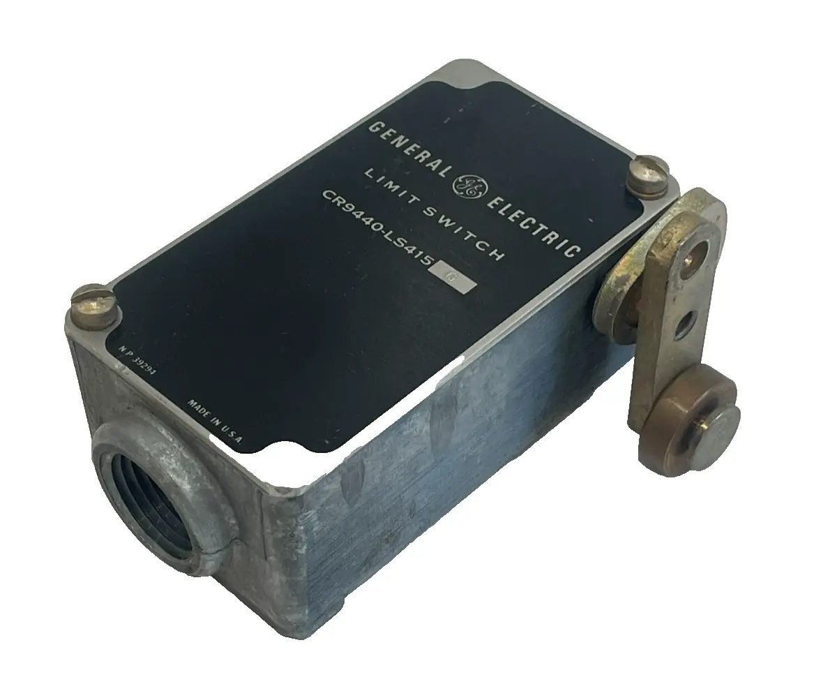 USED GENERAL ELECTRIC CR9440-LS415 Q LIMIT SWITCH CR9440LS415Q