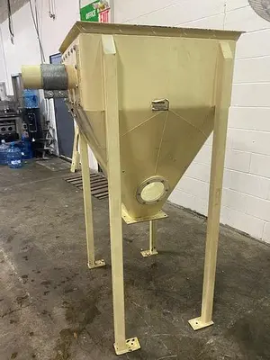 N.R. Murphy Dust Collector with Tube Filters