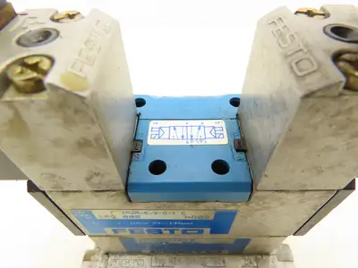 Festo JMVH-5/2-D-1-C Pneumatic Solenoid Valve Manifold Assembly 24VDC 3/8" NPT