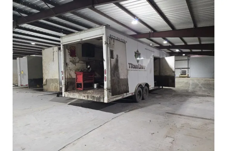 Used _UNKNOWN_ _UNKNOWN_ Liquid Supply Trailers Texas US | IRS Auction #1488565