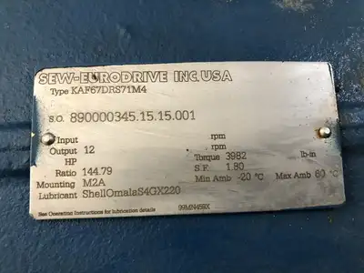 Sew-Eurodrive KAF67DRS71M4 0.75HP Gear Drive/Speed Reducer 12 / 300-1800RPM 3PH