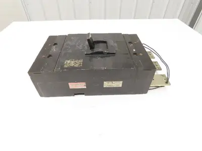 Square D MAP360008MT1021 Circuit Breaker 800A 3 Pole 600VAC Shunt Trip