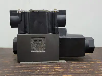 NEW YUKEN DSG-01-2B2-A120-7090