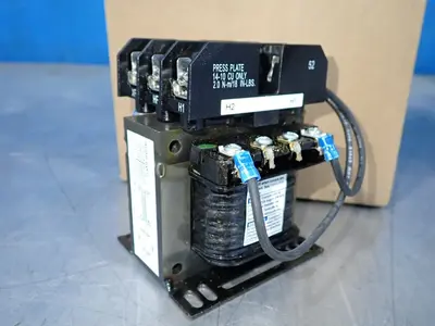 New | in-Stock SQUARE D 9070TF100D3 Transformers Ohio US | HGR 24 #831015