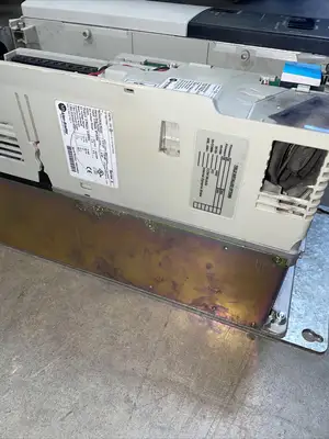 ALLEN BRADLEY 20DD011A3NYNA1NNA /A PowerFlex 700S 7.5HP 3Ph 0-320Hz 480V @2A
