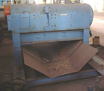Used Custom-built for Domtar 200 HP Waferizer Wood Chippers Quebec CA | Machineco #1256417