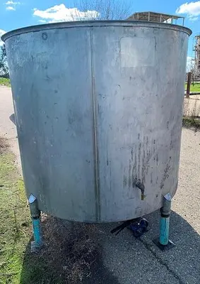 Tank, 650 Gallon, S/st, OT/CB, 60" x 56" #S743642