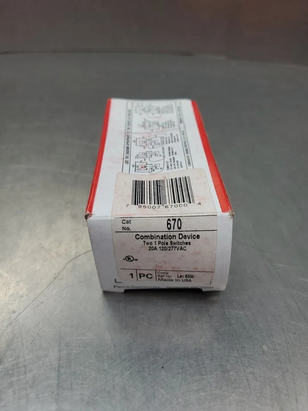 PASS & SEYMOUR 670 Combination Device Switch, 20AMP 125/277VAC. 4B-37