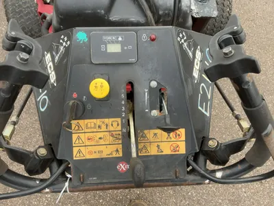 USED EXMARK TURF TRACER 60”