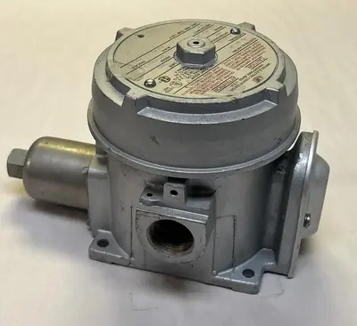 USED UNITED ELECTRIC H122-164