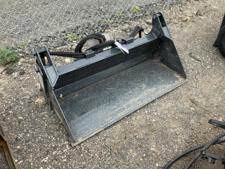Used WOLVERINE MCB-11-48W MINI SKID STEER COMBINATION BUCKET Multipurpose Buckets Michigan US | Miedema Asset Management Group #1579246