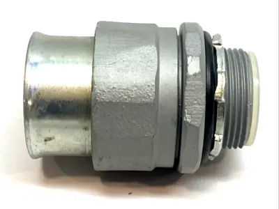 USED APPLETON ELECTRIC LIQUIDTIGHT CONNECTOR 1-1/4" TYPE A LFNC INSULATED LOT OF 2