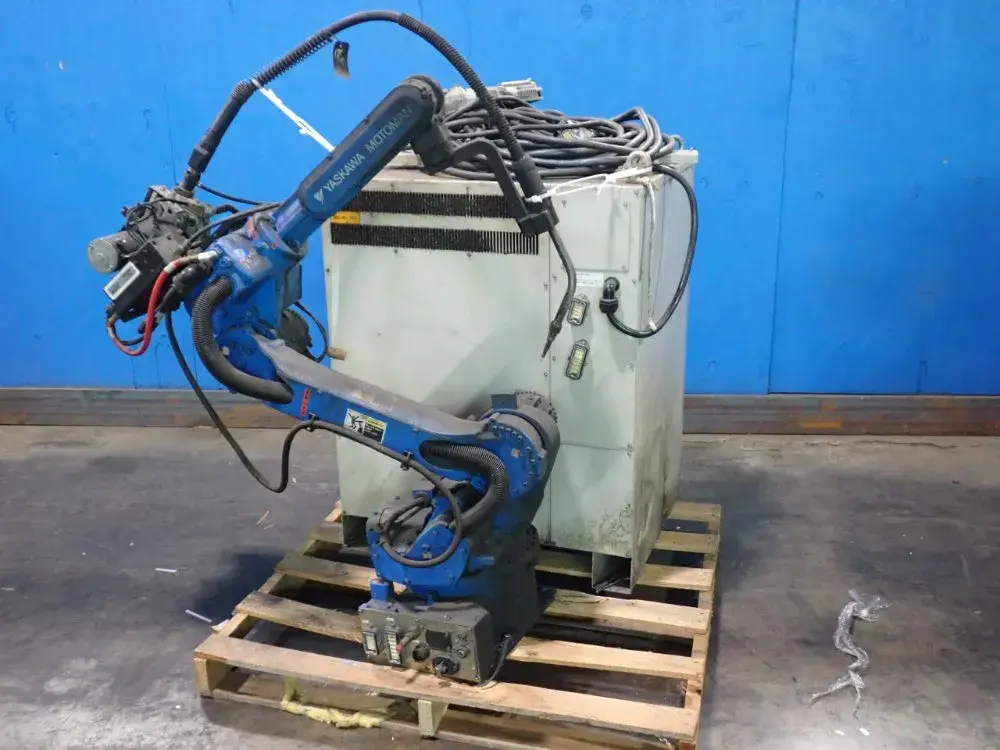 USED 2012 YASKAWA MOTOMAN MH6