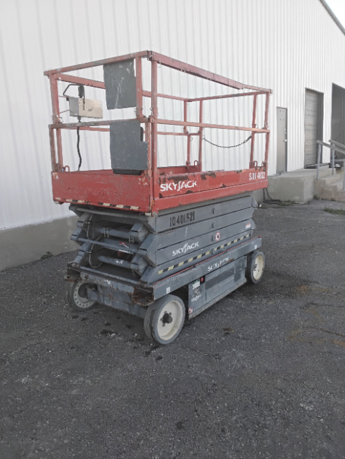 Used 2015 Skyjack SJ4632 Scissor Lifters | Stack Equipment #926305