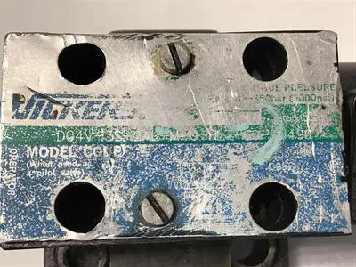 USED VICKERS DG4V-3S-2AL-M-U-HL7-60-EN490
