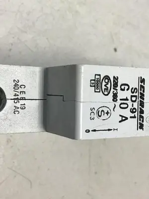 USED SCHRACK SD-91G 10A