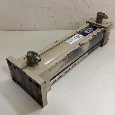 USED T-J CYLINDER639