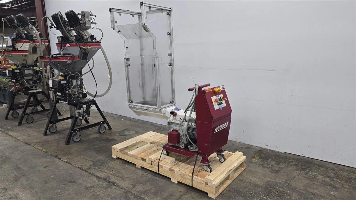 9.7" x 10" Wittmann Knife-Mill Auger Granulator, 9.24 HP