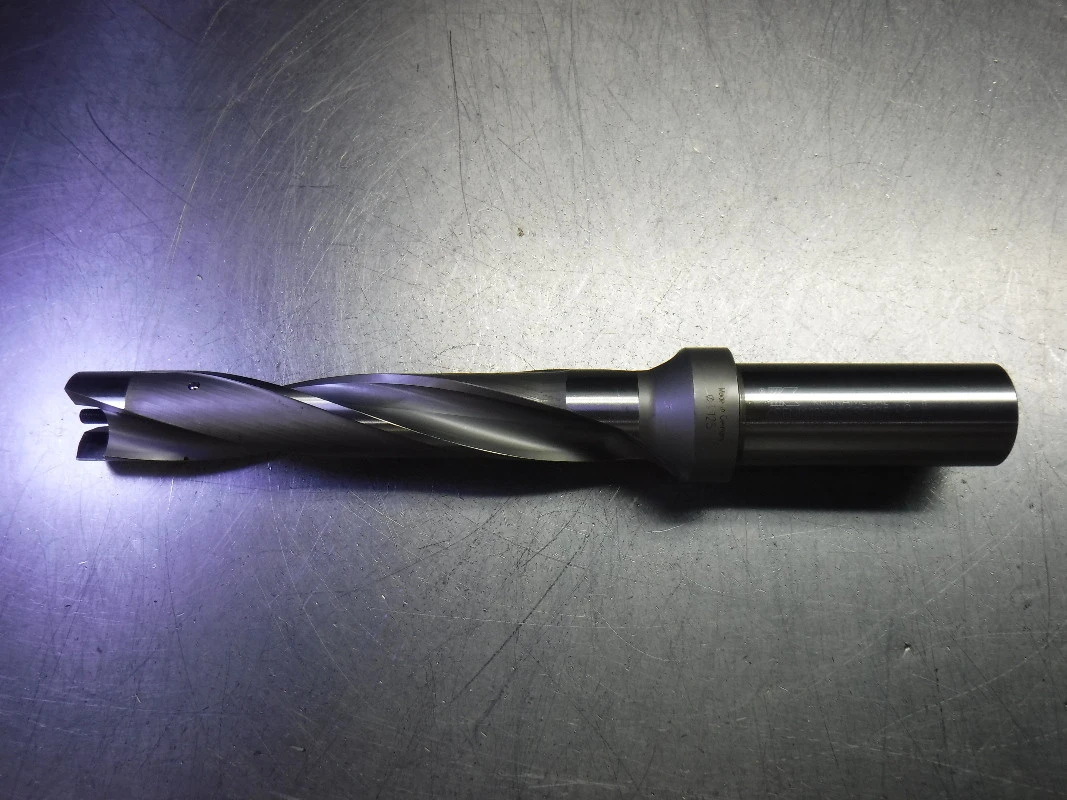 Kennametal 1.125" Coolant Thru 5xD Drill 1.25" Shank KSEM1125R5SSF125 (LOC3267)