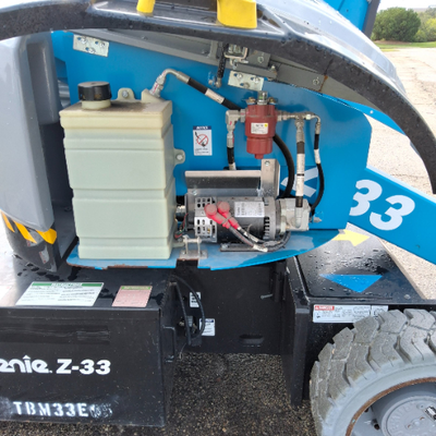 Used 2022 Z-33/18 Genie Articulating Boom Lifts Wisconsin US | Stack Equipment #1418939