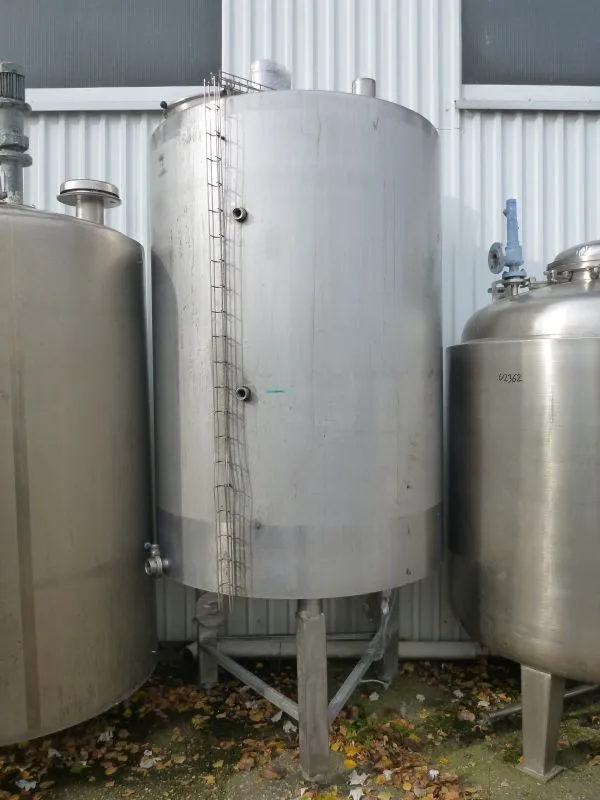 2900 L Vertical Stainless Steel Mixing Tank