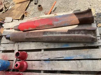 Used AFTERMARKET CHISEL BIT 5-3/5" X 35" FOR CABLE TOOL Other Cutting Tools Pennsylvania US | East West Machinery & Drilling #1417299