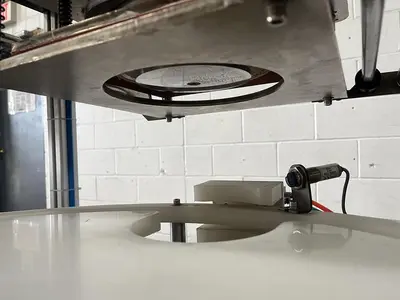 Rotary Bucket Foil Lid Sealer