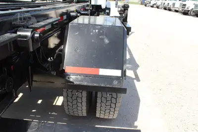 New | in-Stock 2027 MACK MD7 Rolloff Trucks Texas US | Roll Off Truck World #1491924