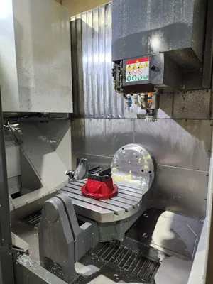 HAAS UMC-750SS Universal Machining Centers | Lion Machinery (2)
