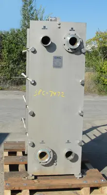 SPC7472  Heat Exchanger 549 sq.ft. Waukesha Cherry Burrell plate heat exchanger, Stainless Steel