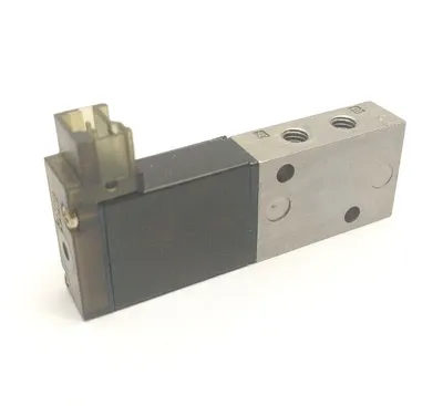 44B-AAA-GDCC-1KT | MAC Valves  Solenoid Operated 4-Way Poppet Valve 24V 10-32 Ports - Used