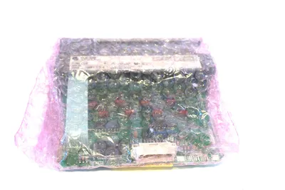 NEW ALLEN BRADLEY 1746-OV8 OUTPUT MODULE SER.A 1746OV8