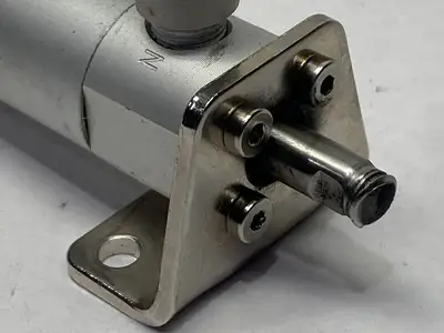 CDG1ZN20TN-350Z | SMC  Double Acting Pneumatic Cylinder 30mm Bore 350mm Stroke - For parts or not working