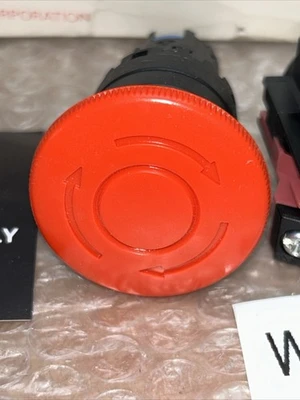 NEW IDEC HW1B-V401-R