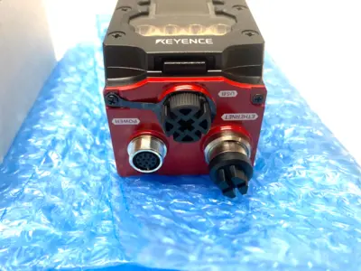 USED KEYENCE 1D/2D CODE READER, FULL RANGE MODEL, 2048 × 1536 PIXELS